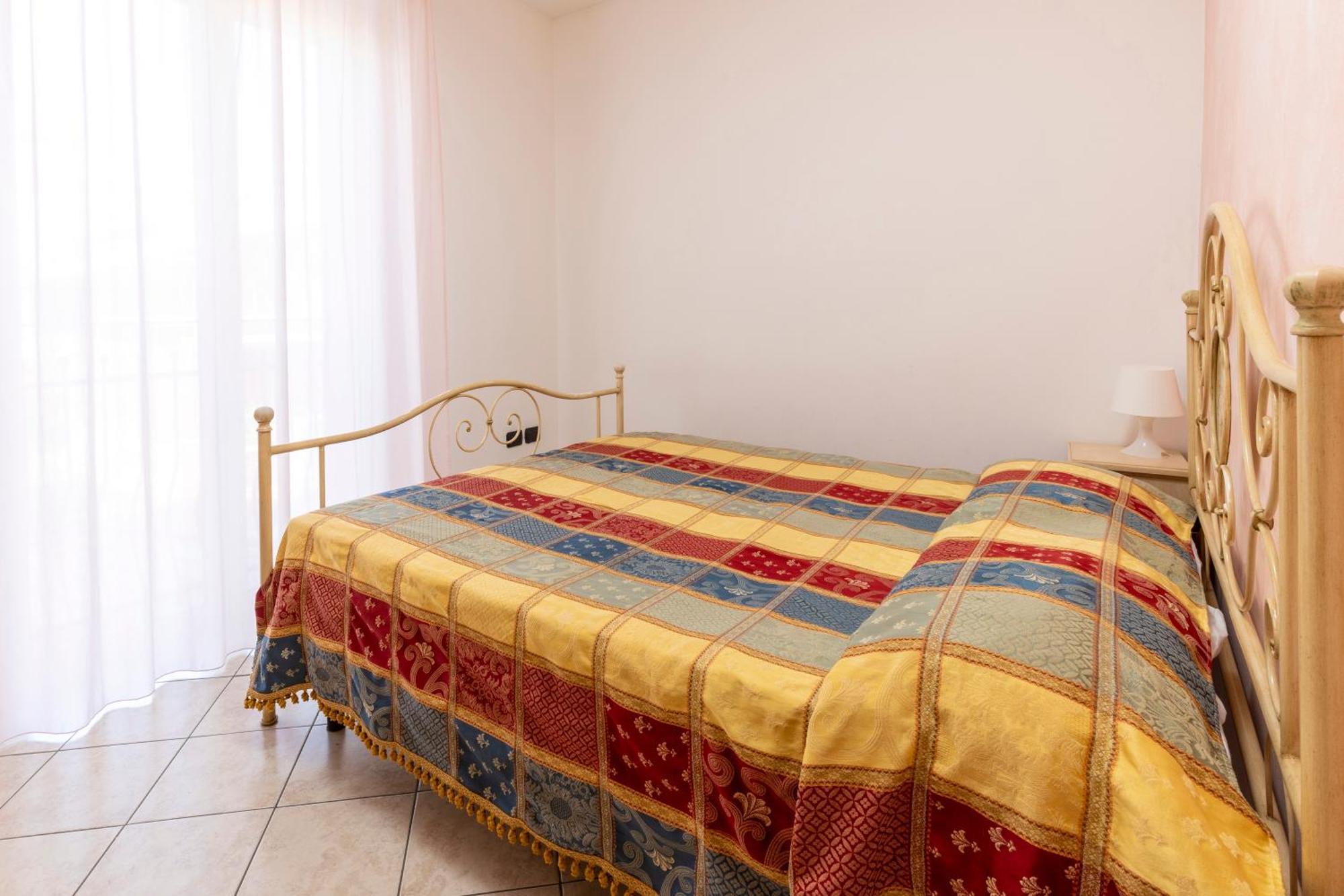 Residence Tre Trilo&Suites Римини Экстерьер фото