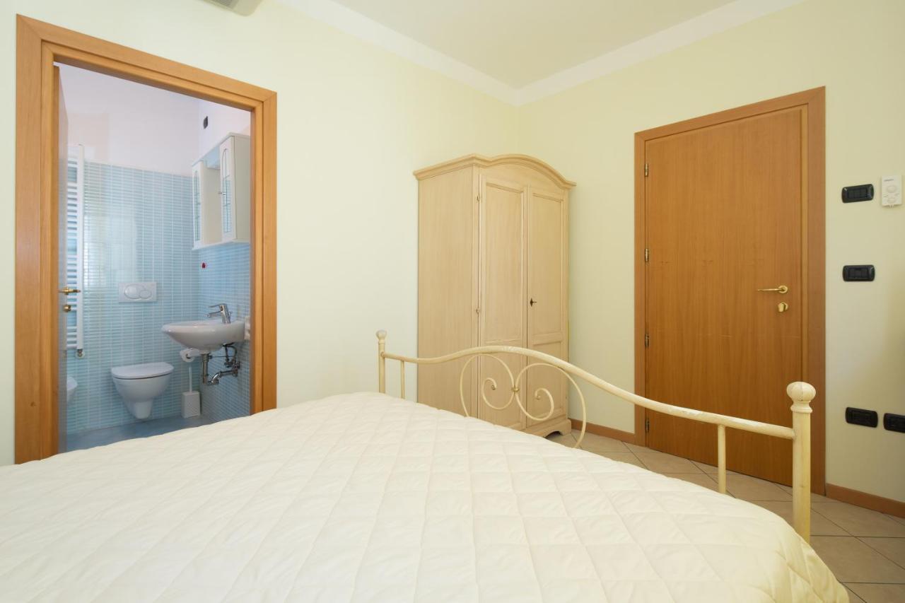Residence Tre Trilo&Suites Римини Экстерьер фото